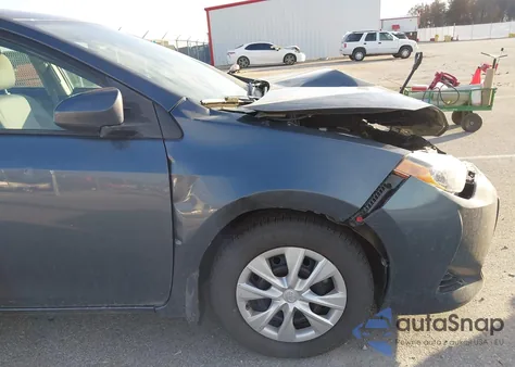 2018 Toyota Corolla Le Eco z USA, uszkodzony, nr VIN 2T1BPRHE6JC042477